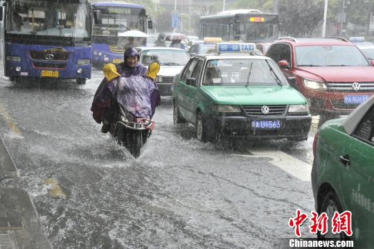 贵阳暴雨紧急关注，最新消息🌧️