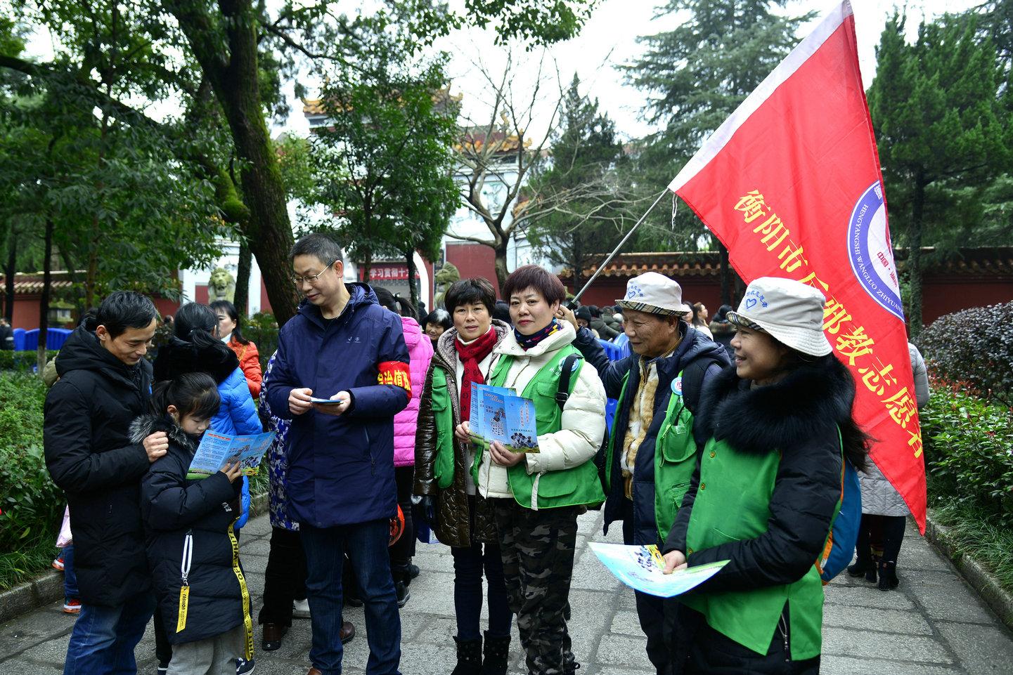 患病女童被遗弃道观事件，背后的行为引发深思与探讨