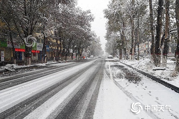 2024资料大全正版资料_暴雨大暴雪近期将罕见同框,实地验证设计解析_钻石版175.71.56