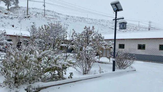 太原初雪刷新纪录，史上最早初雪降临！