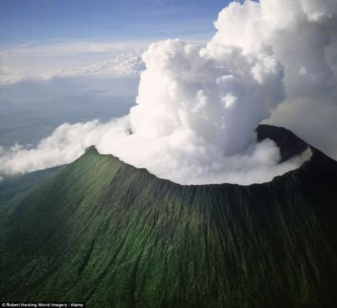 刚果（金）东部火山喷发，探寻自然之力与内心平静的旅程