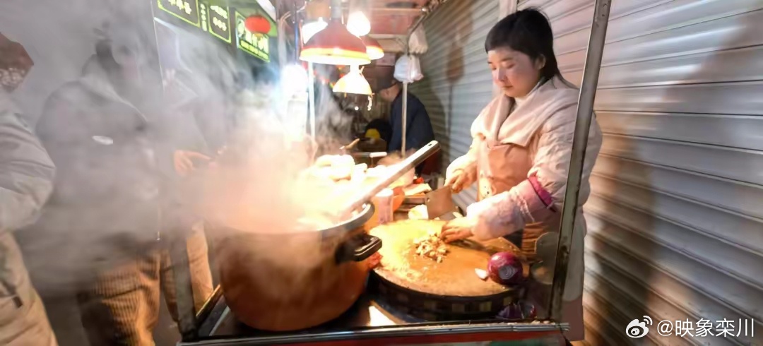 揭秘最新美食天堂，小巷里的秘密美食之旅