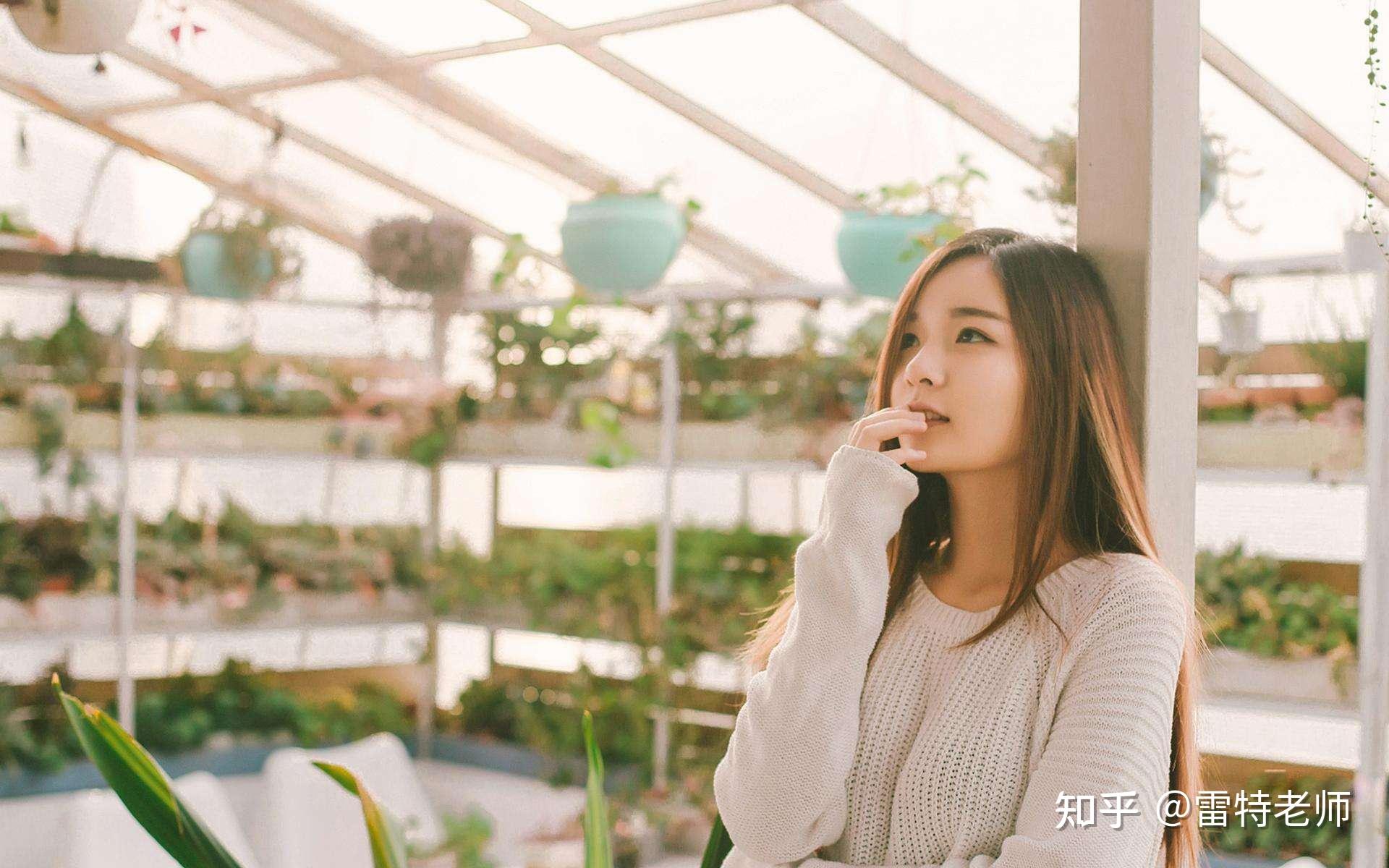 佳佳恋爱导师最新平台，小巷中的秘密花园，恋爱秘籍大解密！