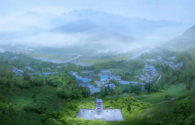 鞍山干部公示最新动态，自然美景之旅探寻内心宁静与平和