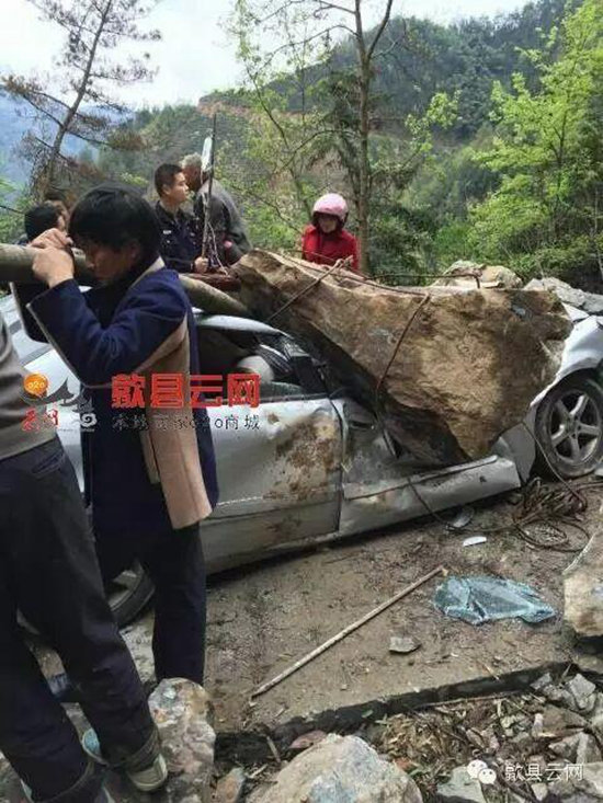 岳西县车祸悲剧，反思与启示，最新新闻报道回顾